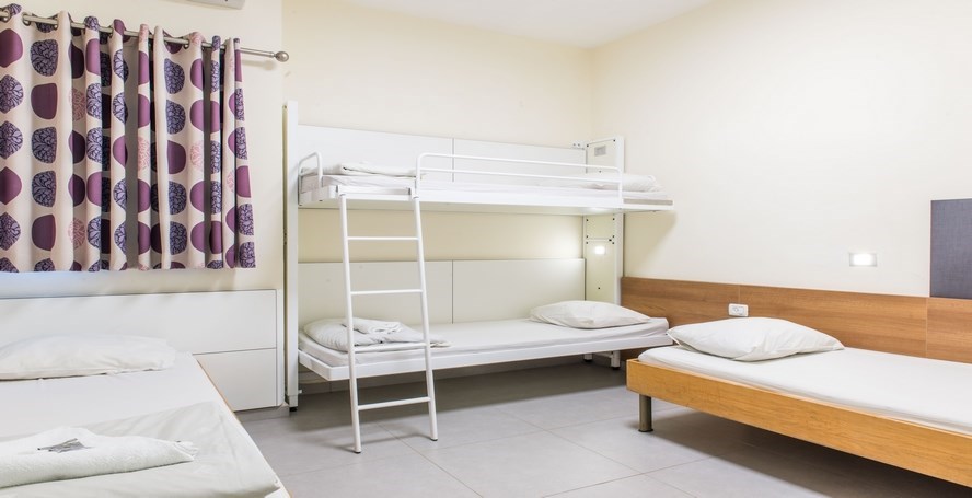 חדר רגיל באנ