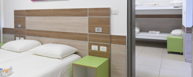 לילה באכסנייה