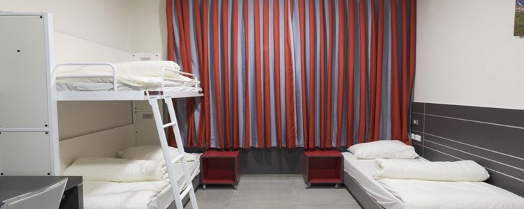 לילה באכסנייה