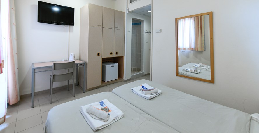 חדר זוגי - אנ&quotא אגרון - ירושלים