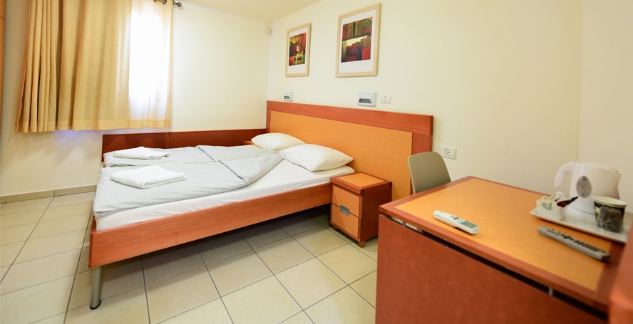 חדר זוגי - אנ&quotא ערד