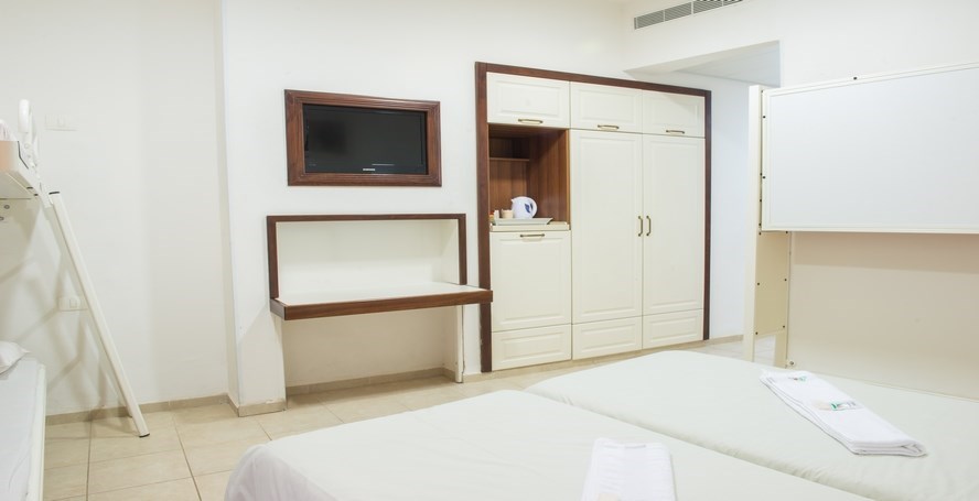 אנ&quotא פקיעין - חדר משפחתי