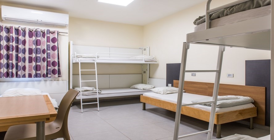 אנ&quotא תל חי - חדר משפחתי