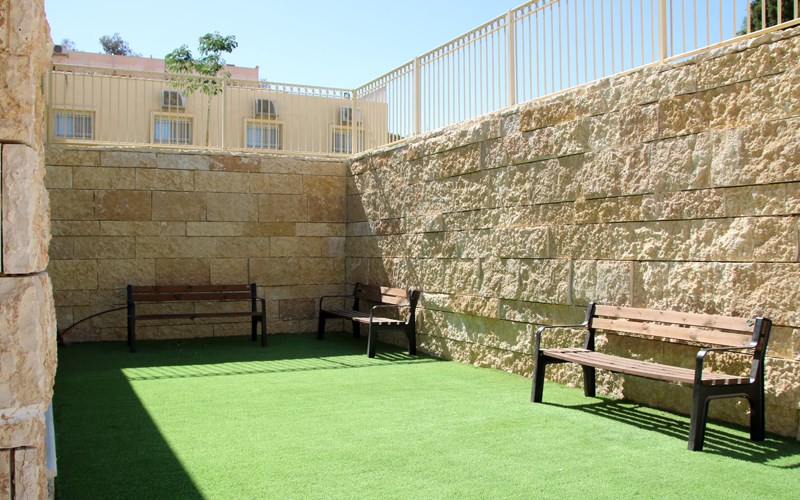 אנ"א מצפה רמון - פינת ישיבה